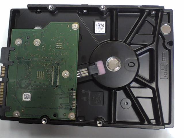 ST2000DL001-9VT156 - 15-May-2011 - 5YD4AR3T - photo-2