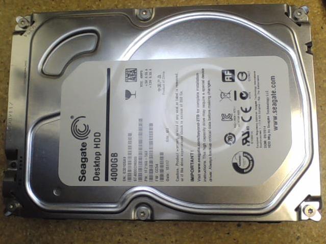ST4000DM000-1F2168 - 24-Aug-2014 - S30108A9 - photo-1