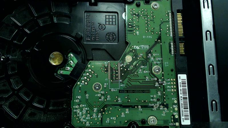 WD800JD-75MSA1 - 24-Mar-2006 - WD-WMAM9U127914 - photo-2