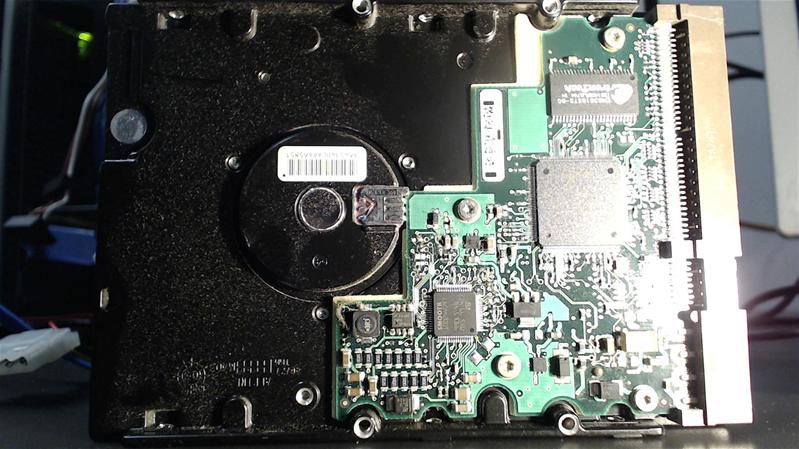 ST380011A - 04-Jul-2004 - 3JVBT9RB - photo-2